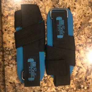 Barbella Box weightlifting wraps never used